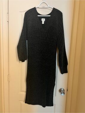 H&M V-Neck Sweater Dress